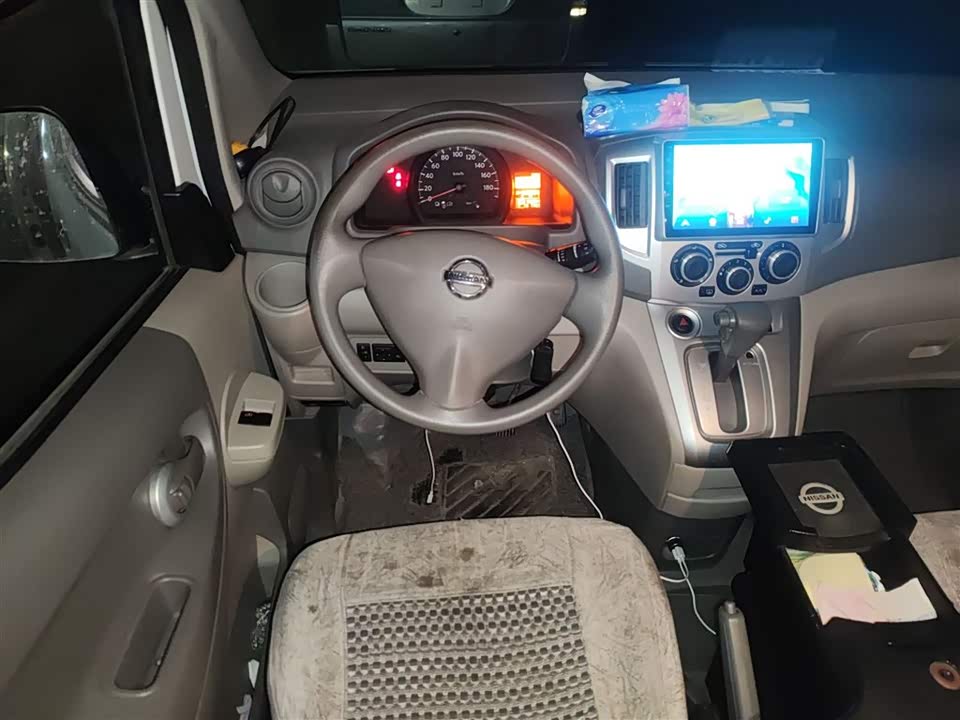 Nissan NV200
