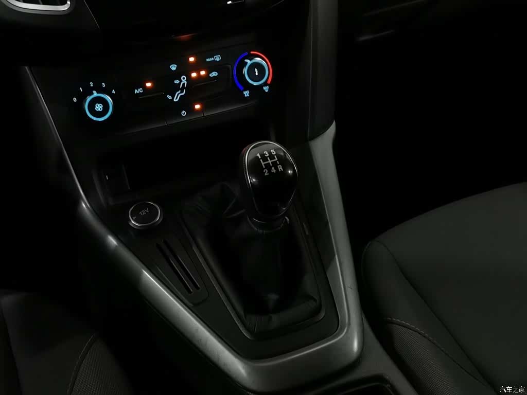 Ford Focus, 2017 13