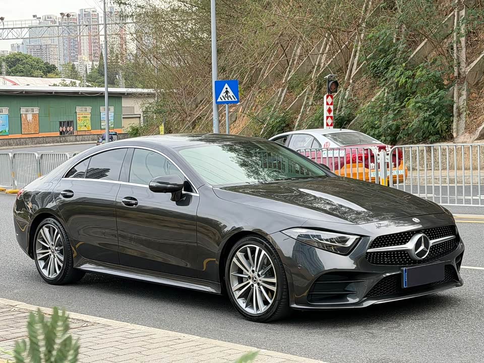 Mercedes-Benz CLS
