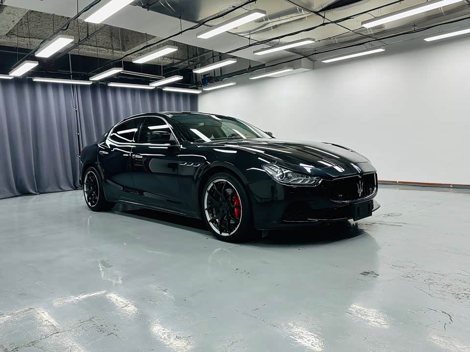 Maserati Ghibli Maserati Ghibli