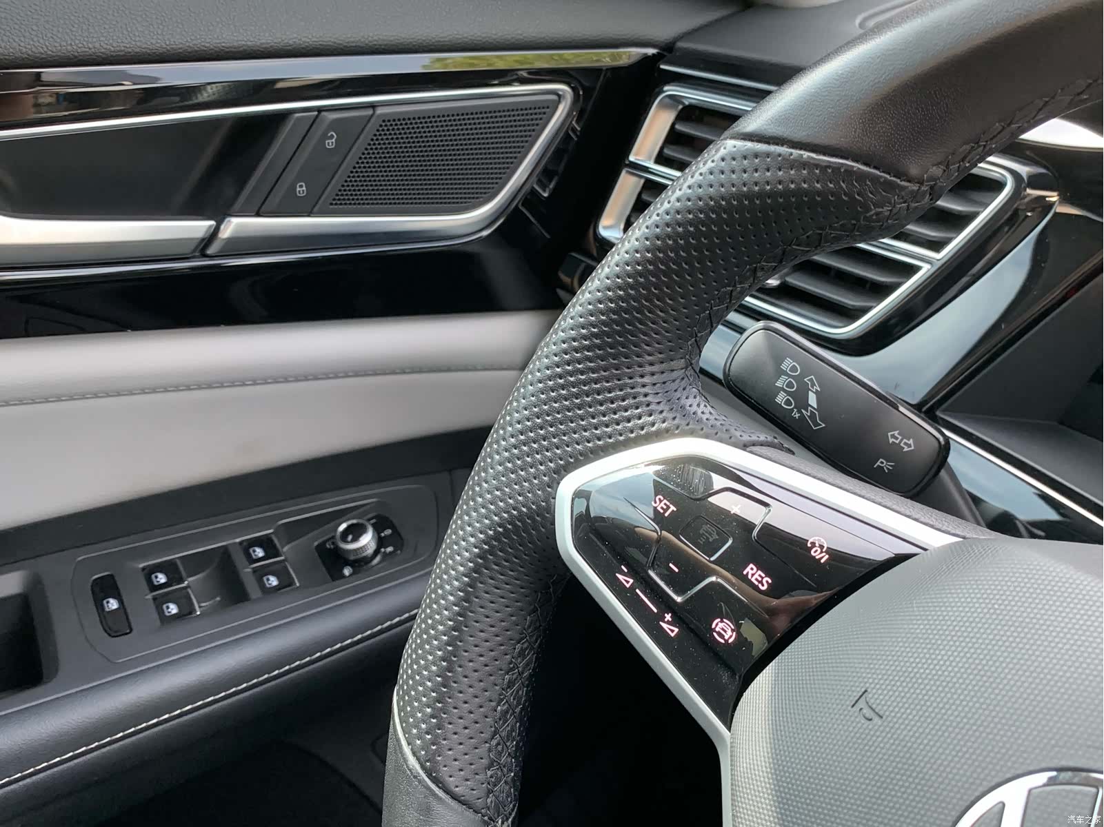 Volkswagen Teramont, 2021 24
