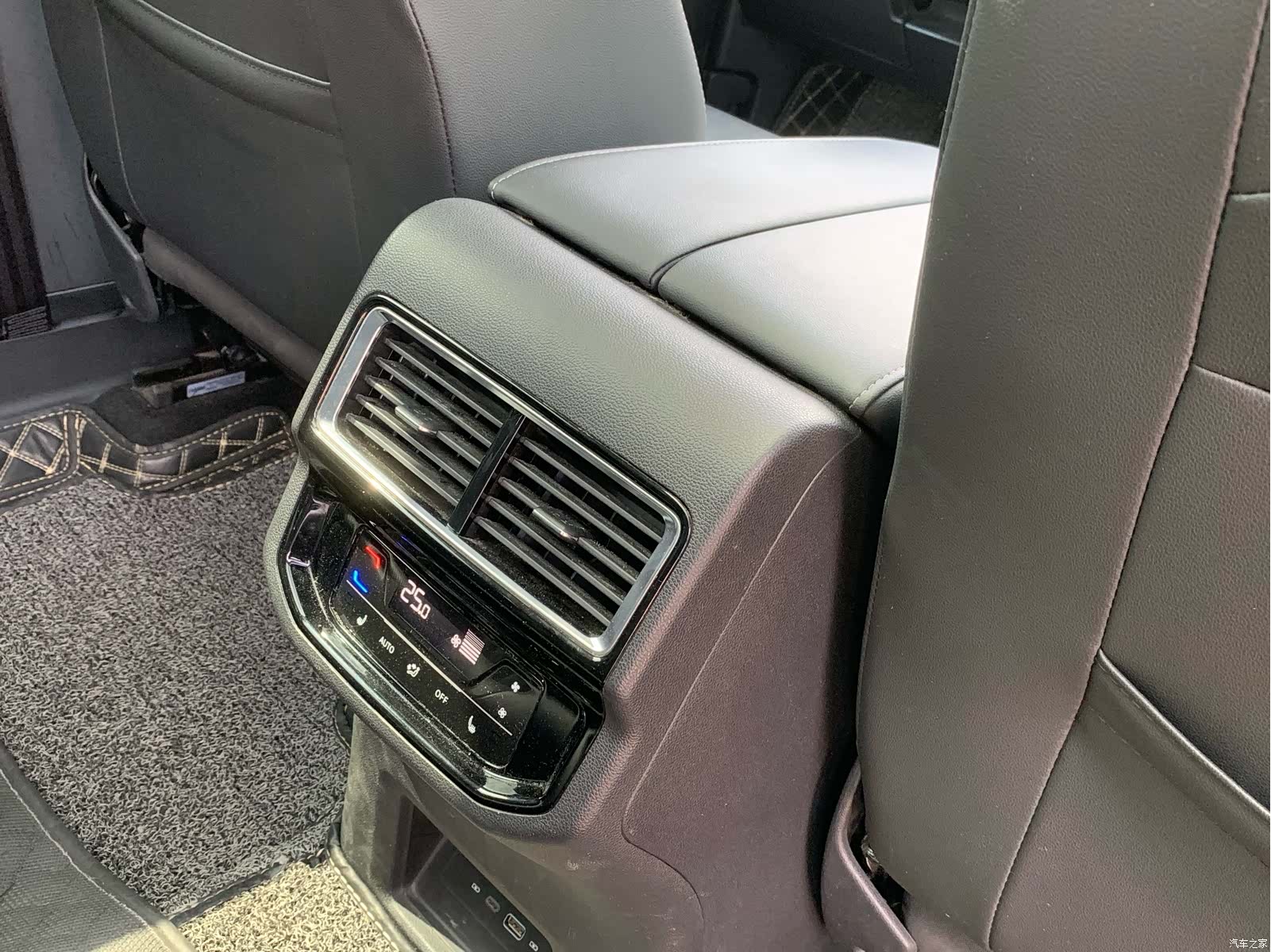 Volkswagen Teramont, 2021 33