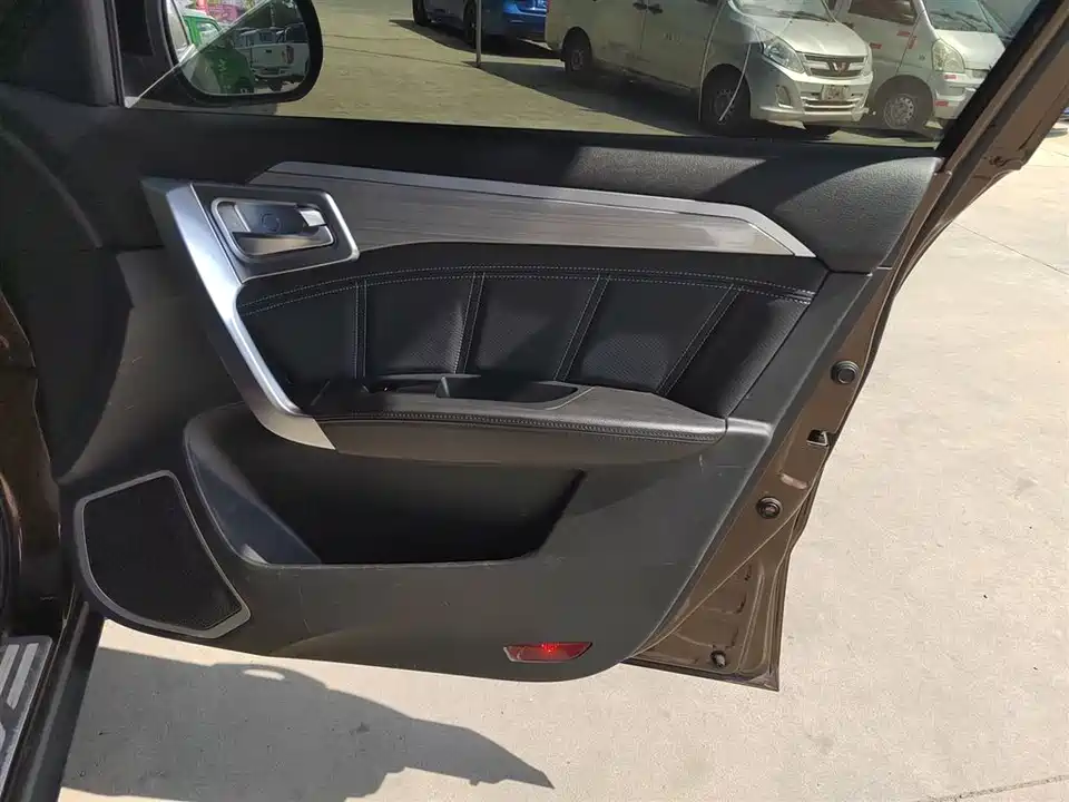 Geely Vision X6