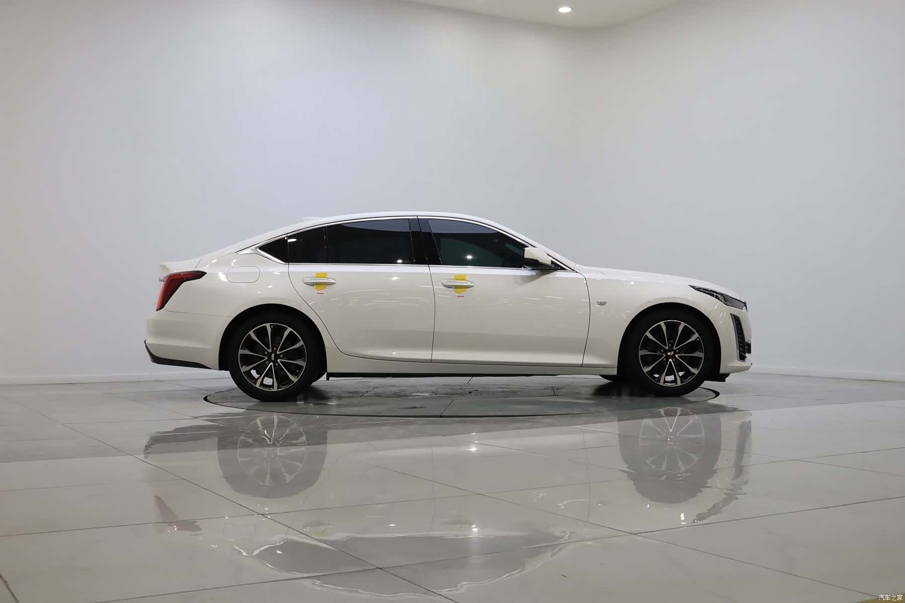 Cadillac CT5, 2023 7