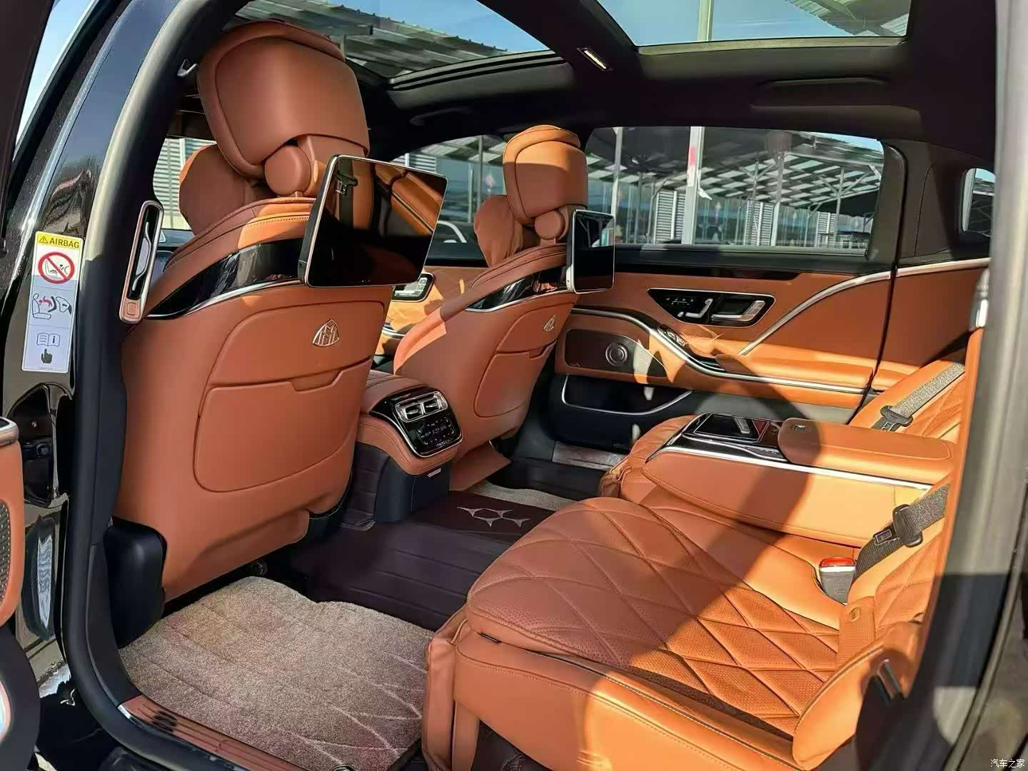 Maybach S-Class, 2022 все фото