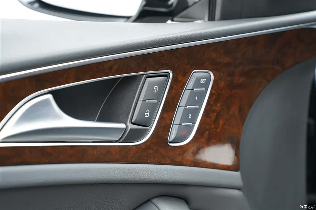 Audi A6L, 2012 8
