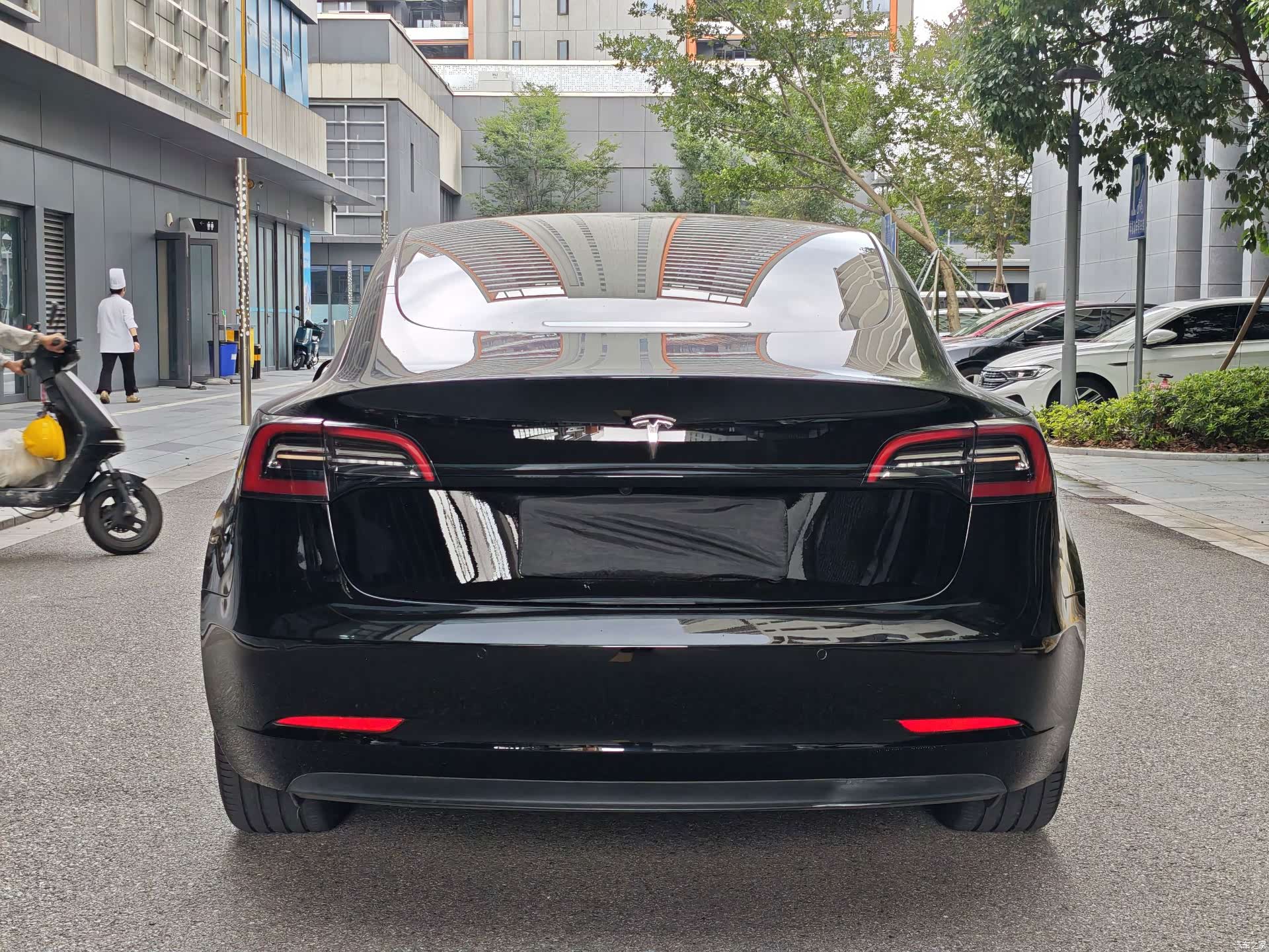 Tesla Model 3, 2023 16