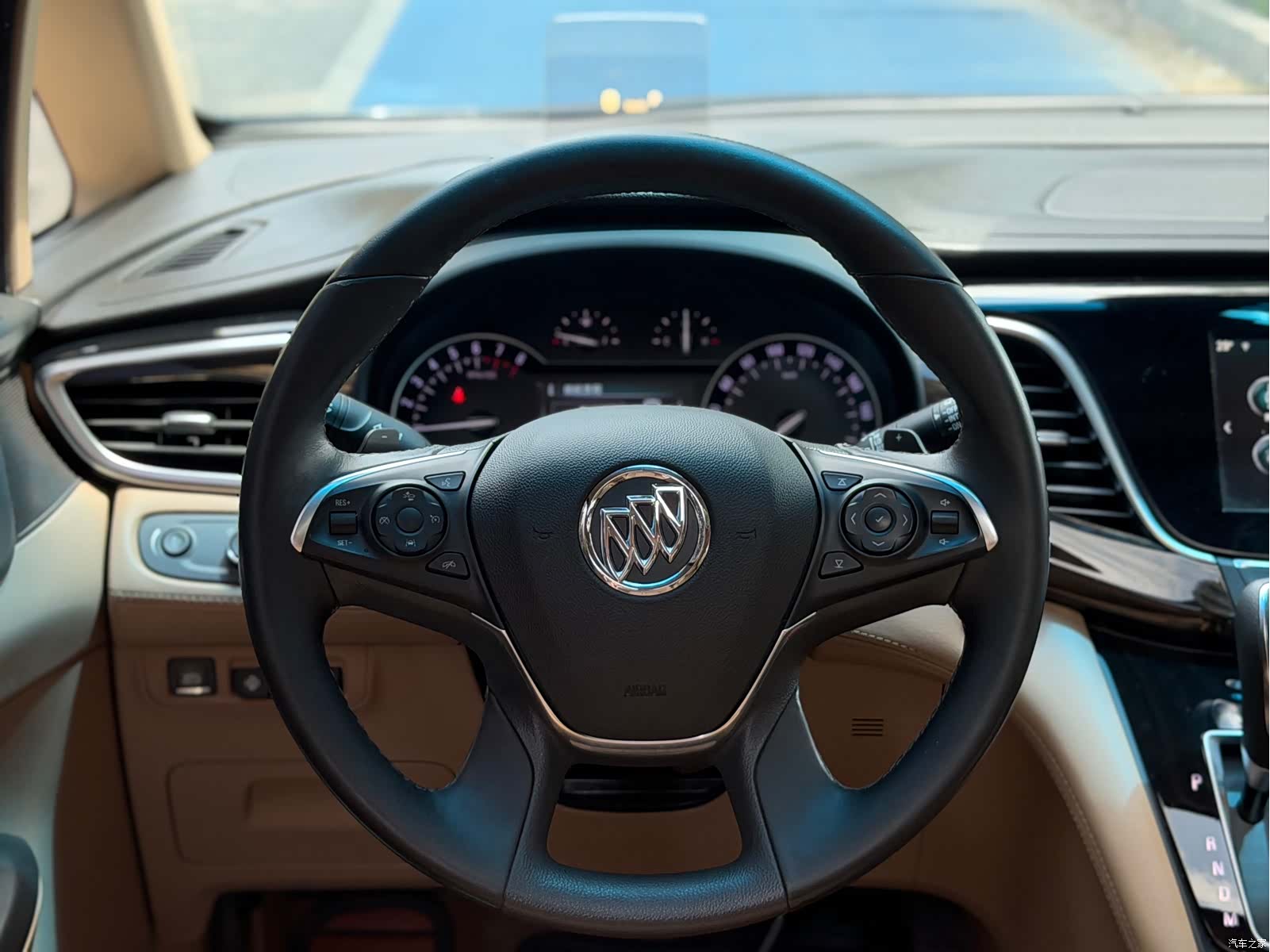 Buick GL8, 2019 15