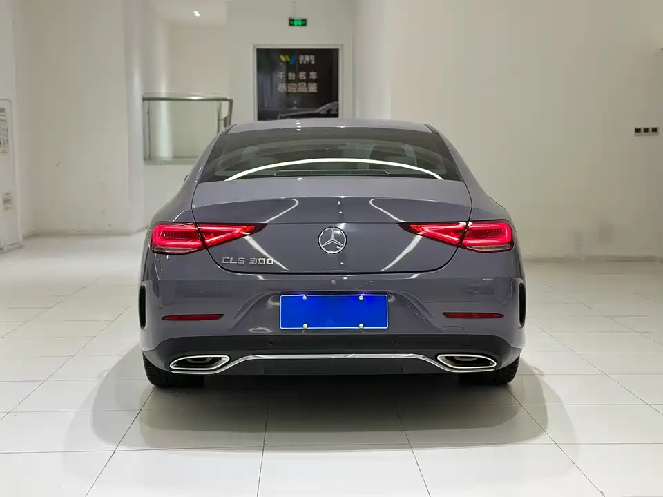 Mercedes-Benz CLS