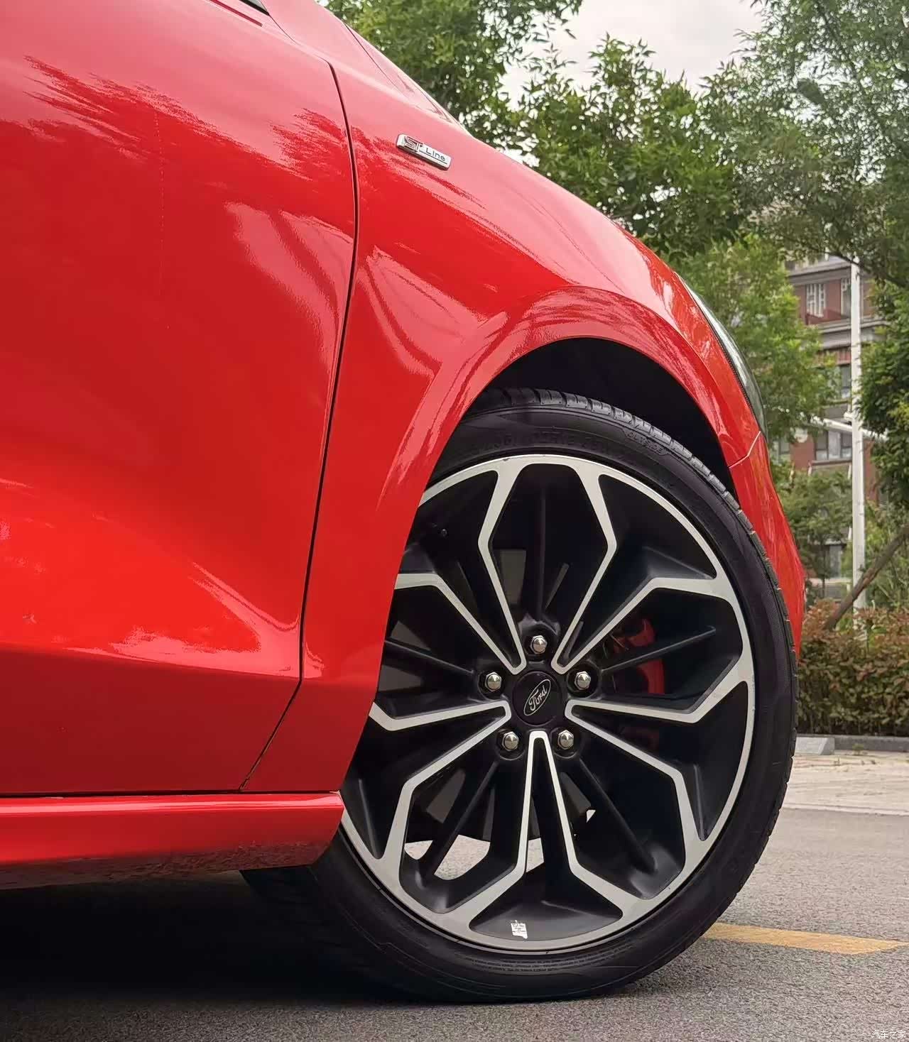 Ford Focus, 2020 28