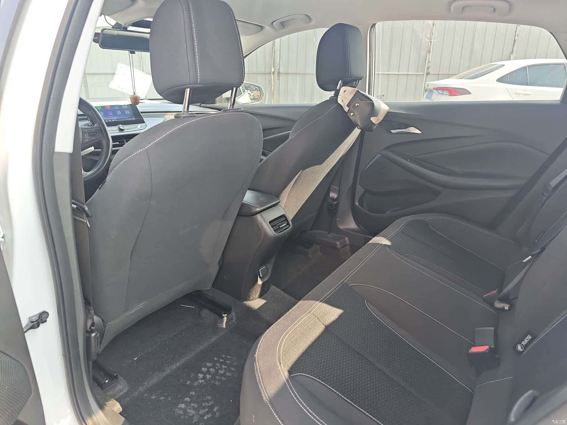 Buick Verano, 2023 8