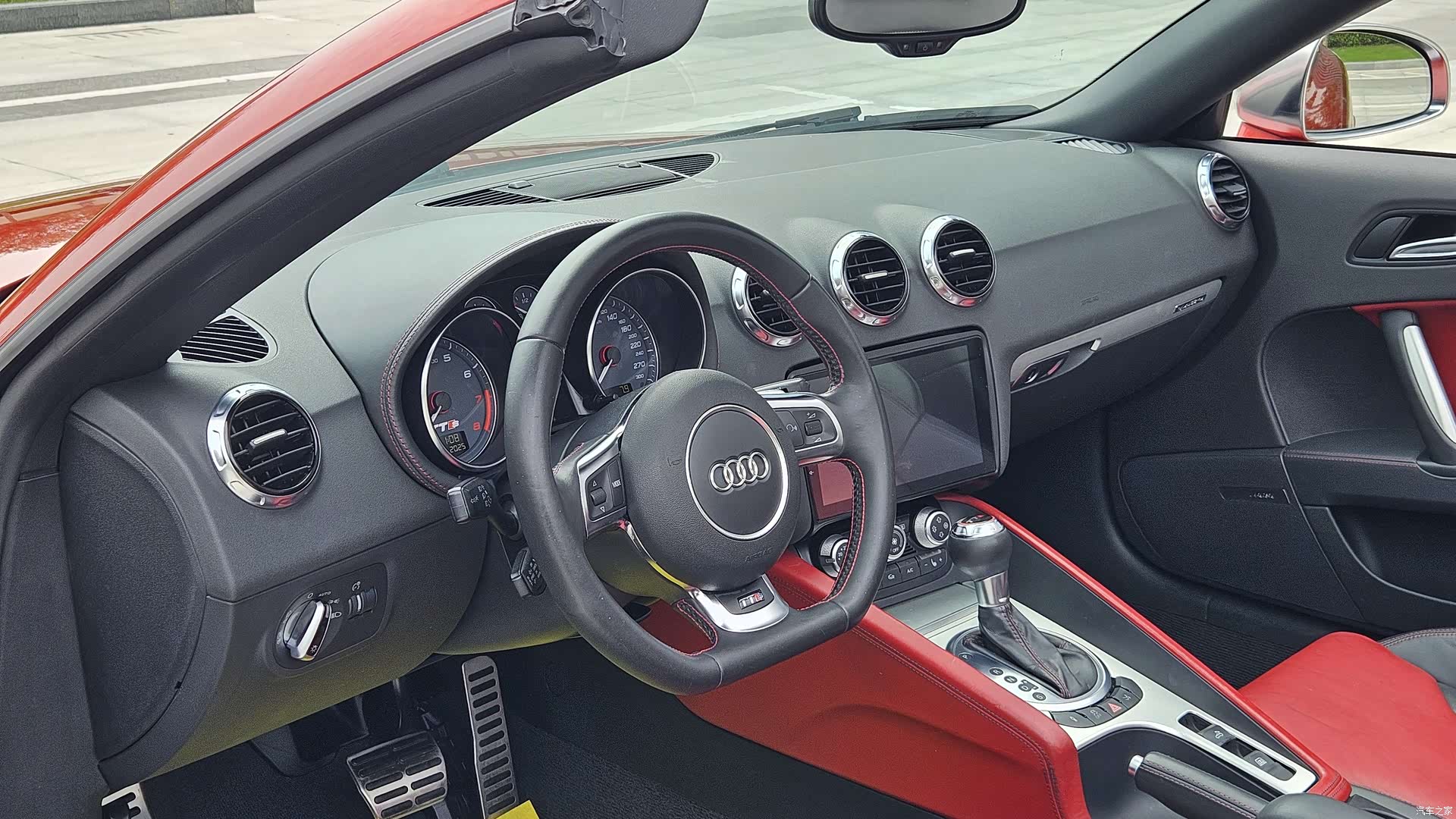 Audi TT, 2015 14