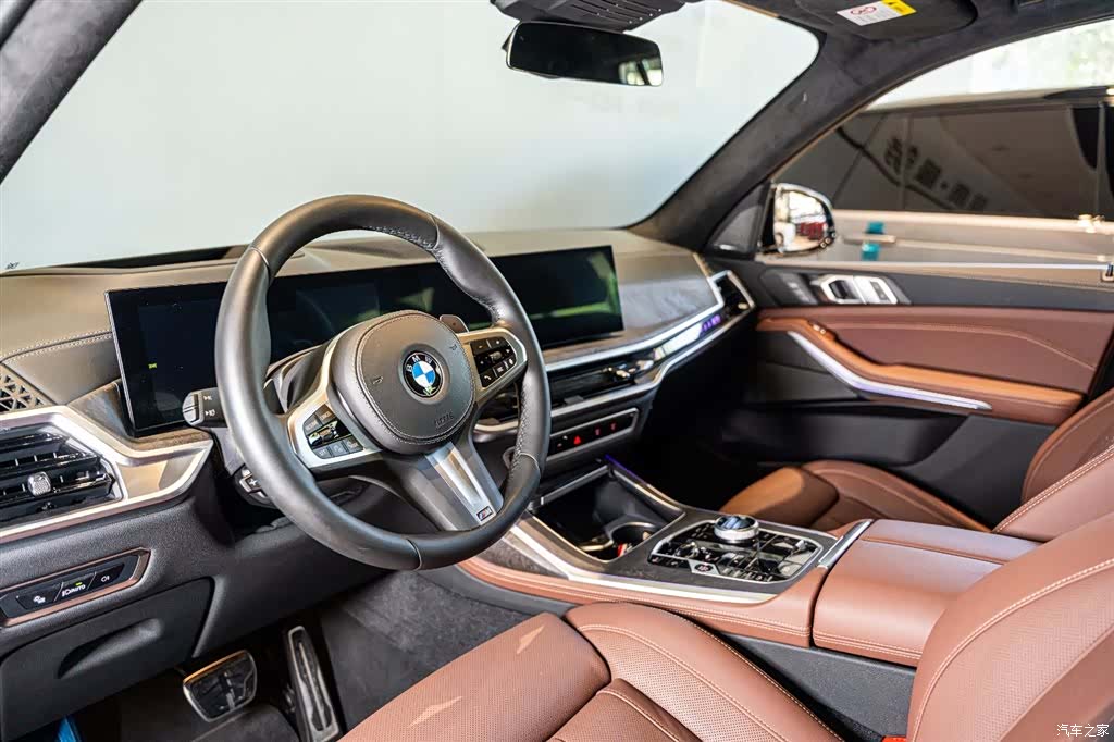 BMW X7, 2024 6