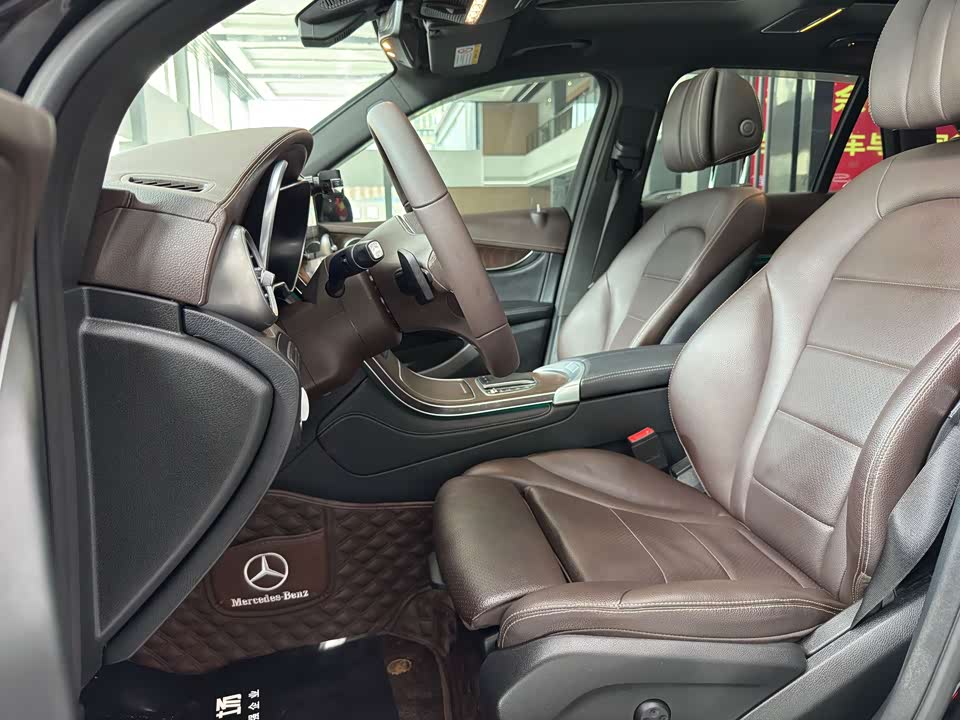 Mercedes-Benz GLC Mercedes-Benz GLC