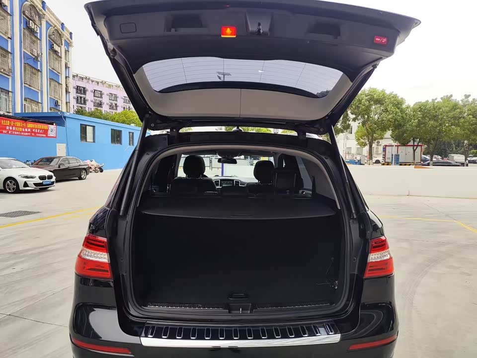 Mercedes-Benz M class