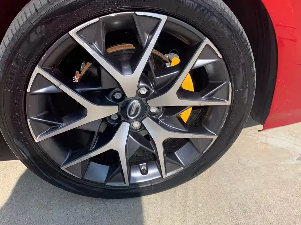 Trumpchi Shadow Leopard