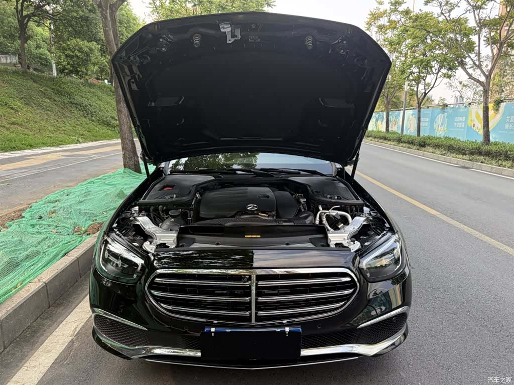 Mercedes-Benz E-Class, 2022 19