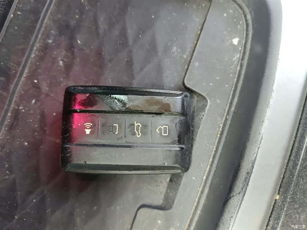 Tank 300, 2022 9