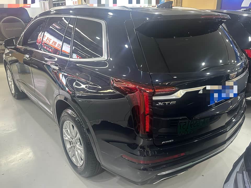 Cadillac XT6