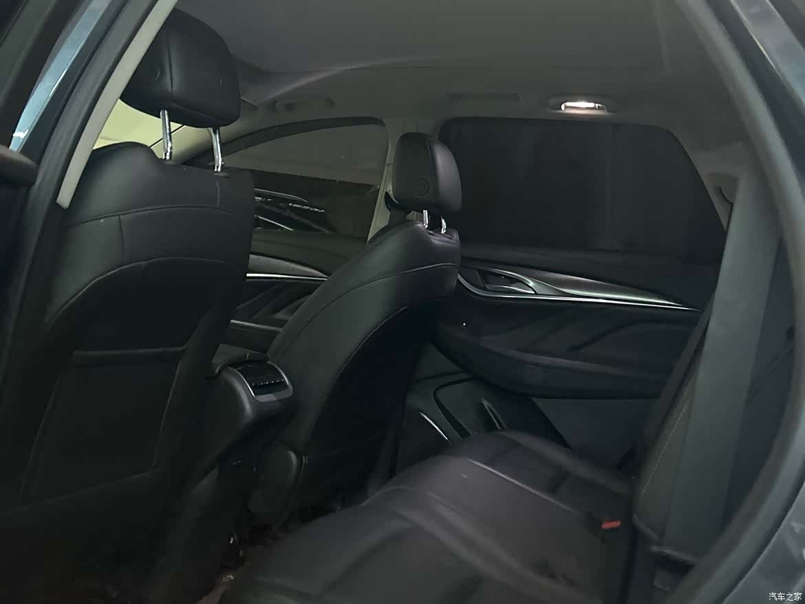 Buick Enclave, 2020 11