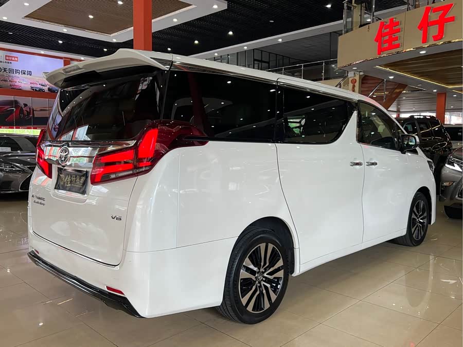 Toyota Alphard 2019, фото 4