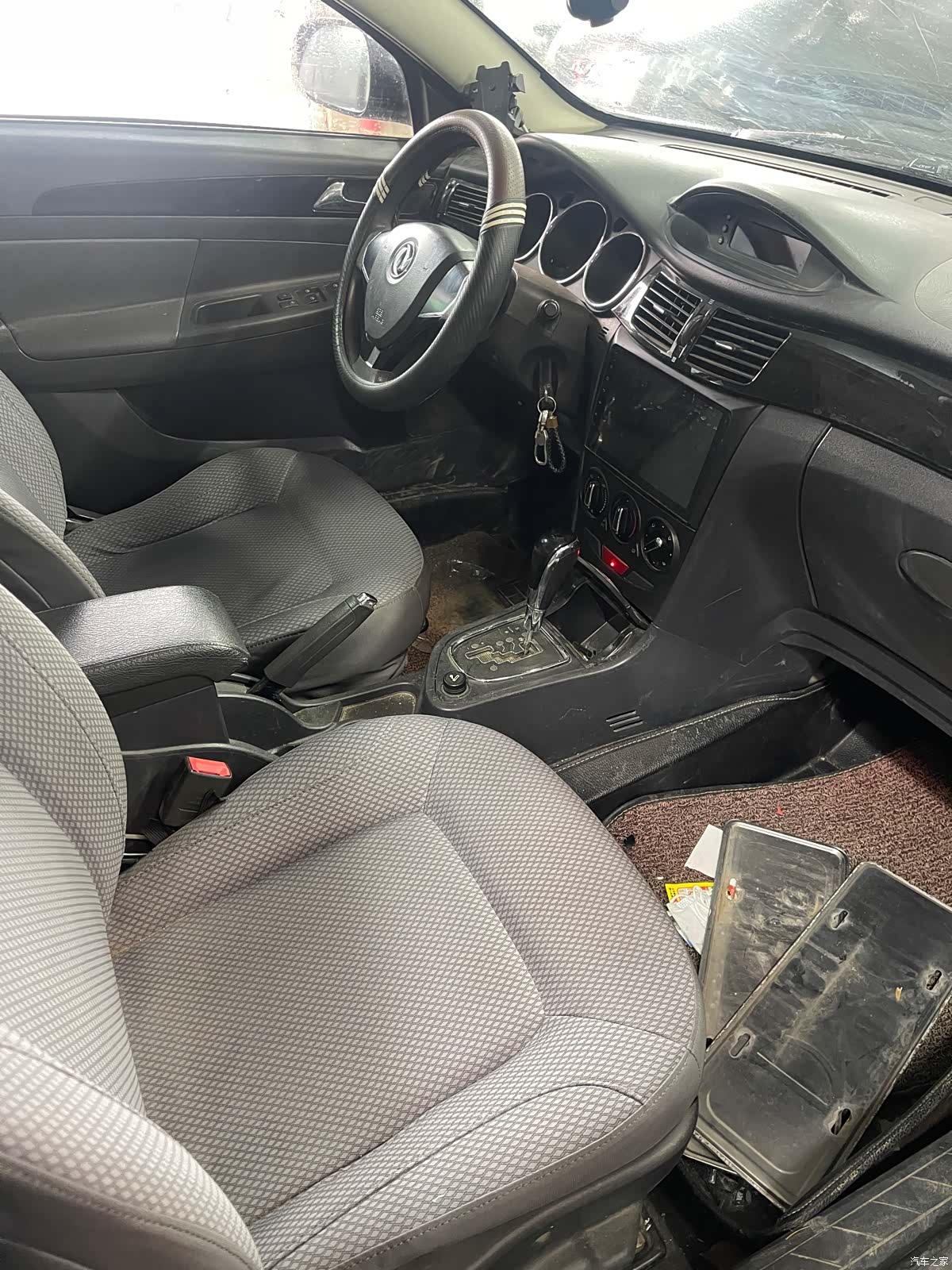 DongFeng S30, 2013 7