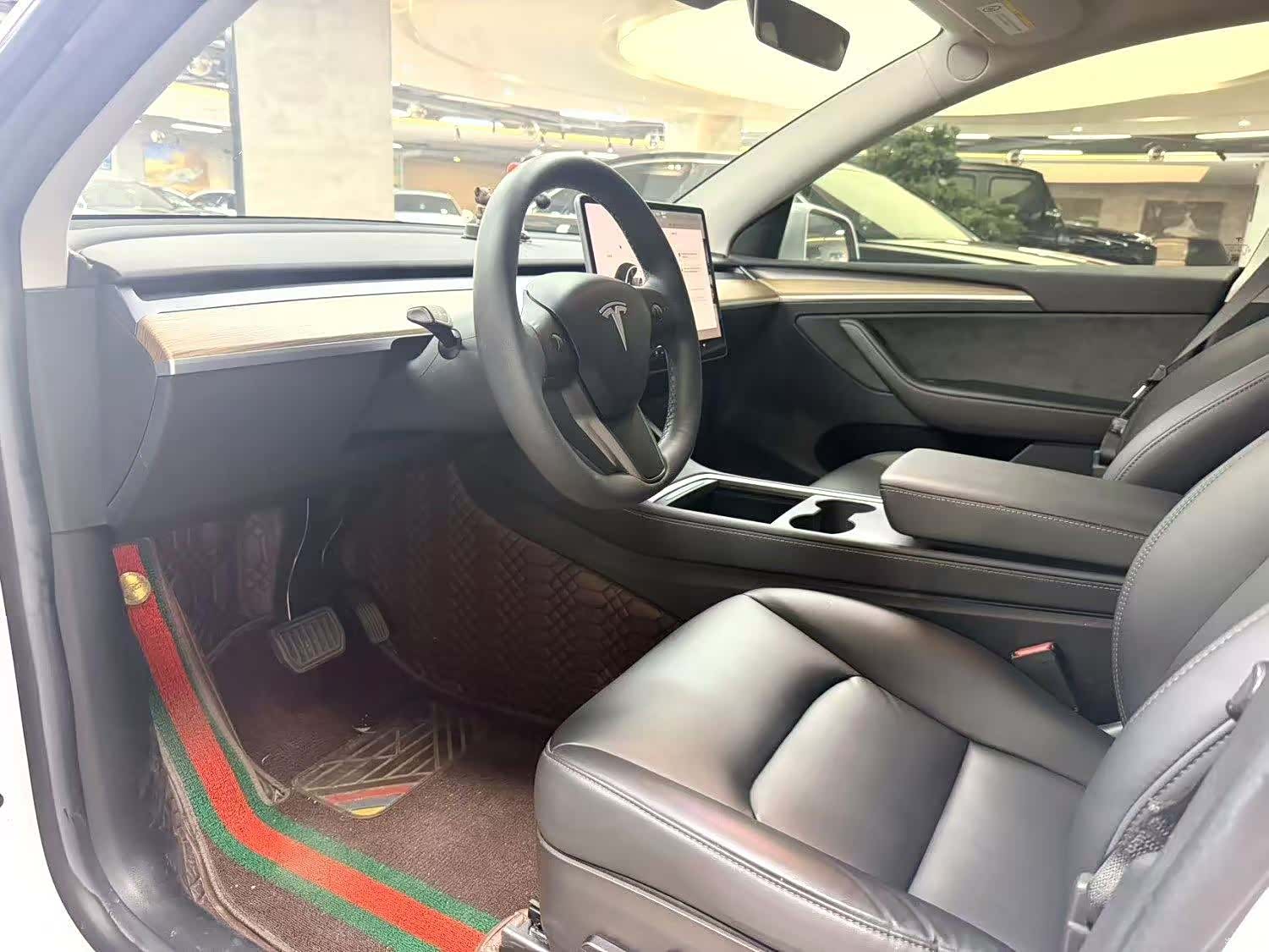 Tesla Model Y, 2021 8