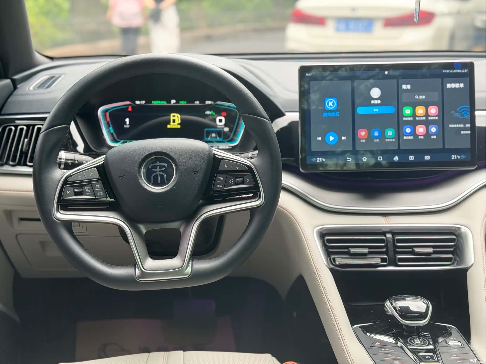 BYD Song, 2022 8