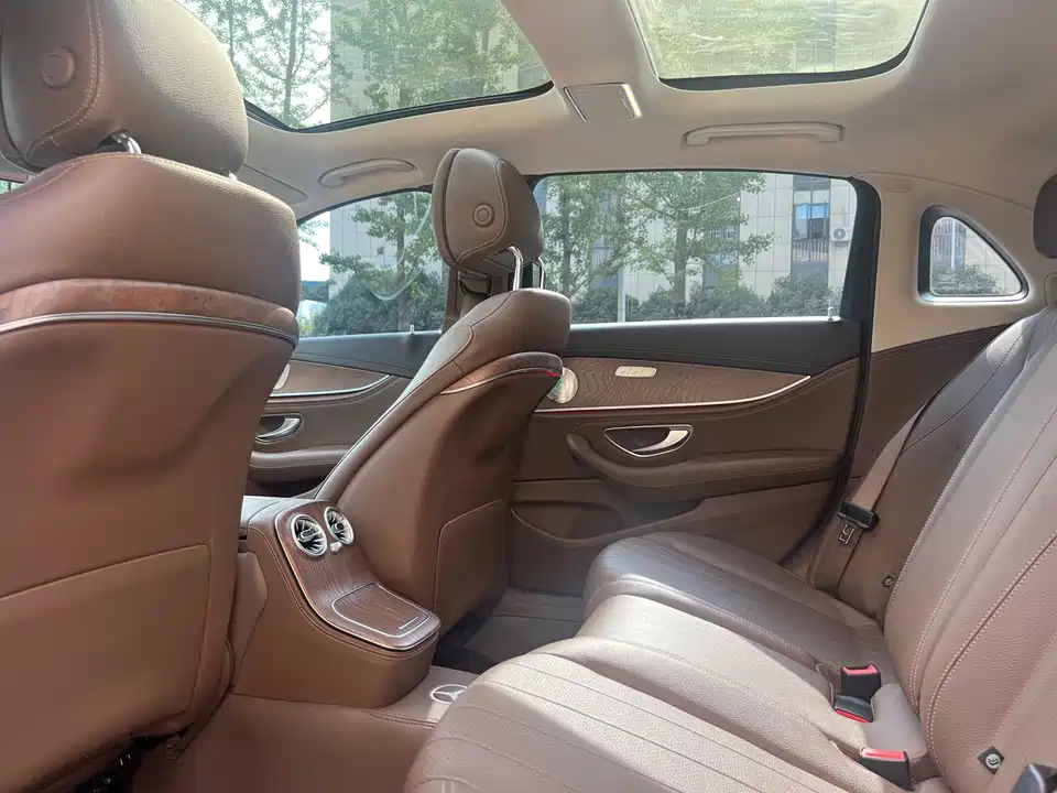 Mercedes-Benz E-class Mercedes-Benz E-class