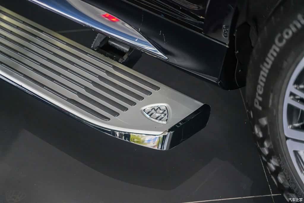 Maybach GLS, 2025 10