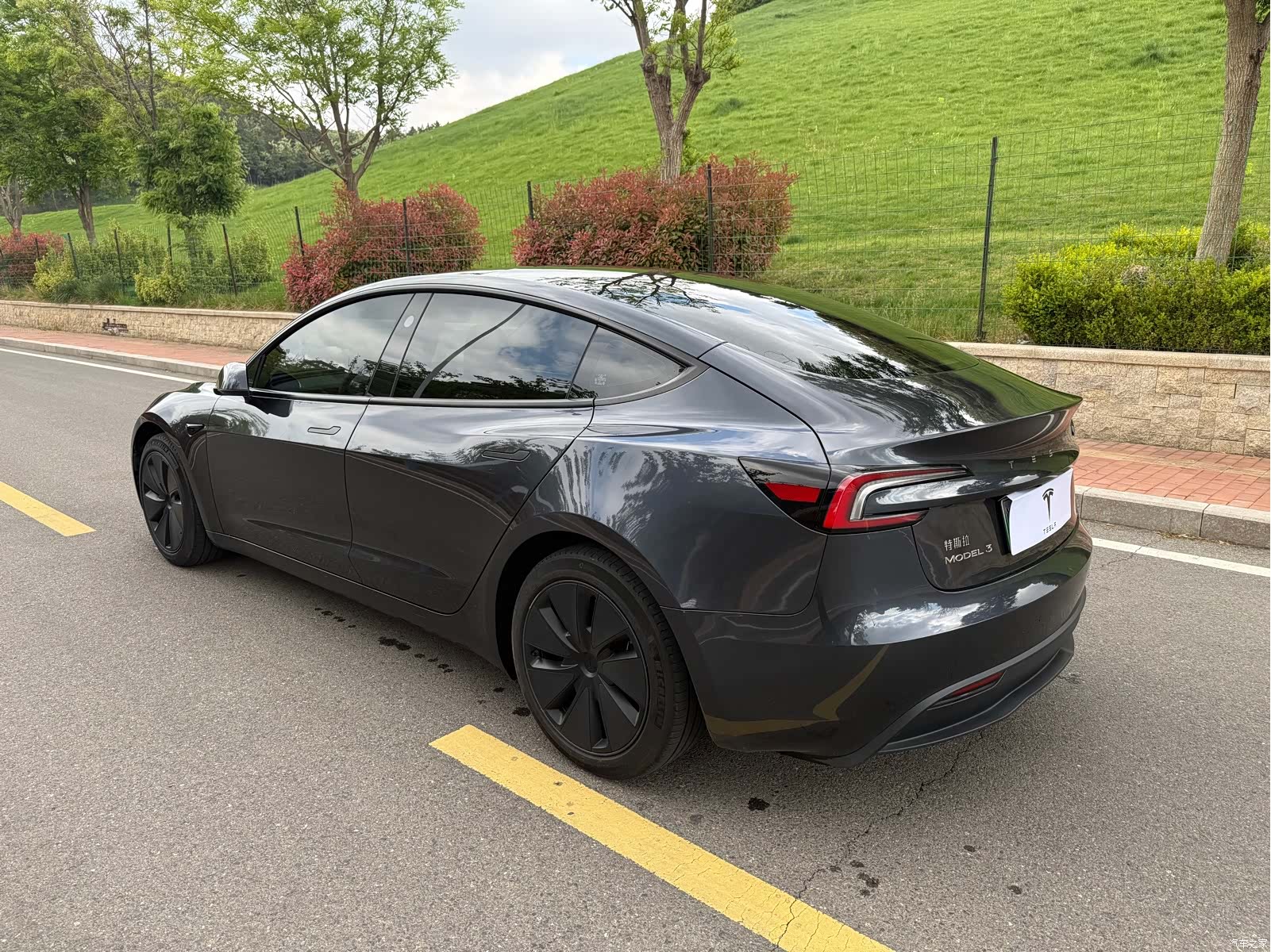 Tesla Model 3, 2024 все фото