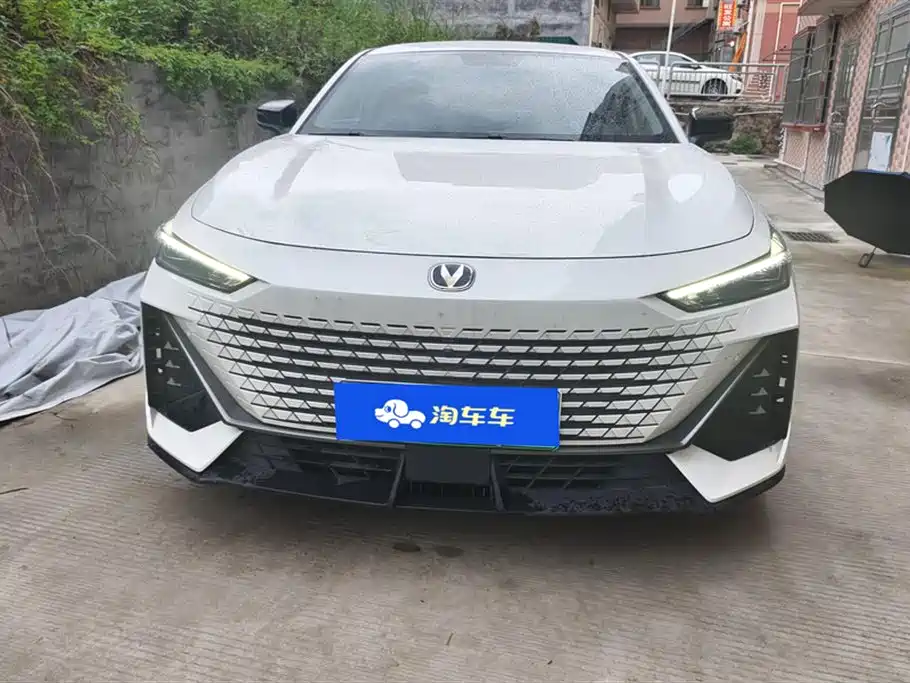 Changan UNI-V Smart iDD