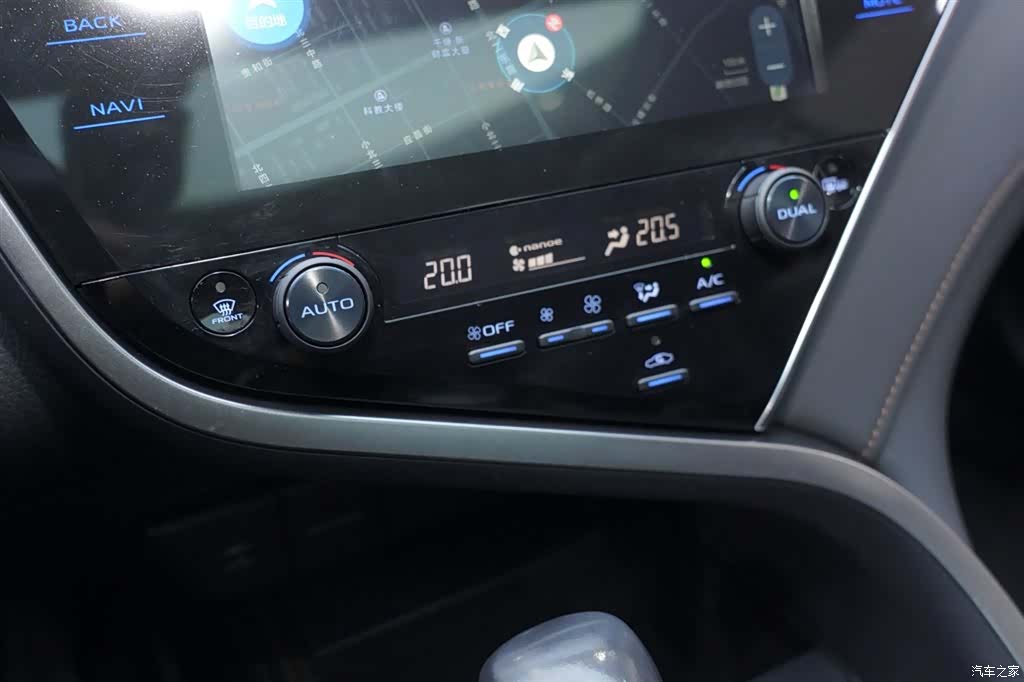 Toyota Camry, 2020 8