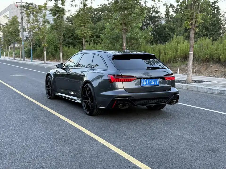 Audi RS 6