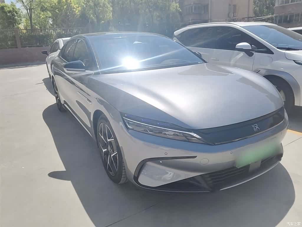 BYD Han, 2023 4