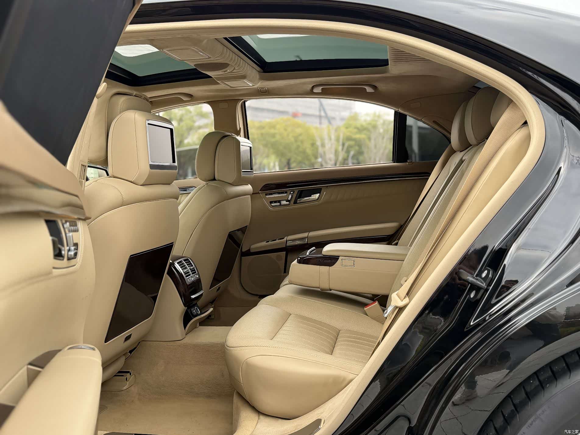 Mercedes-Benz S-Class, 2010 8