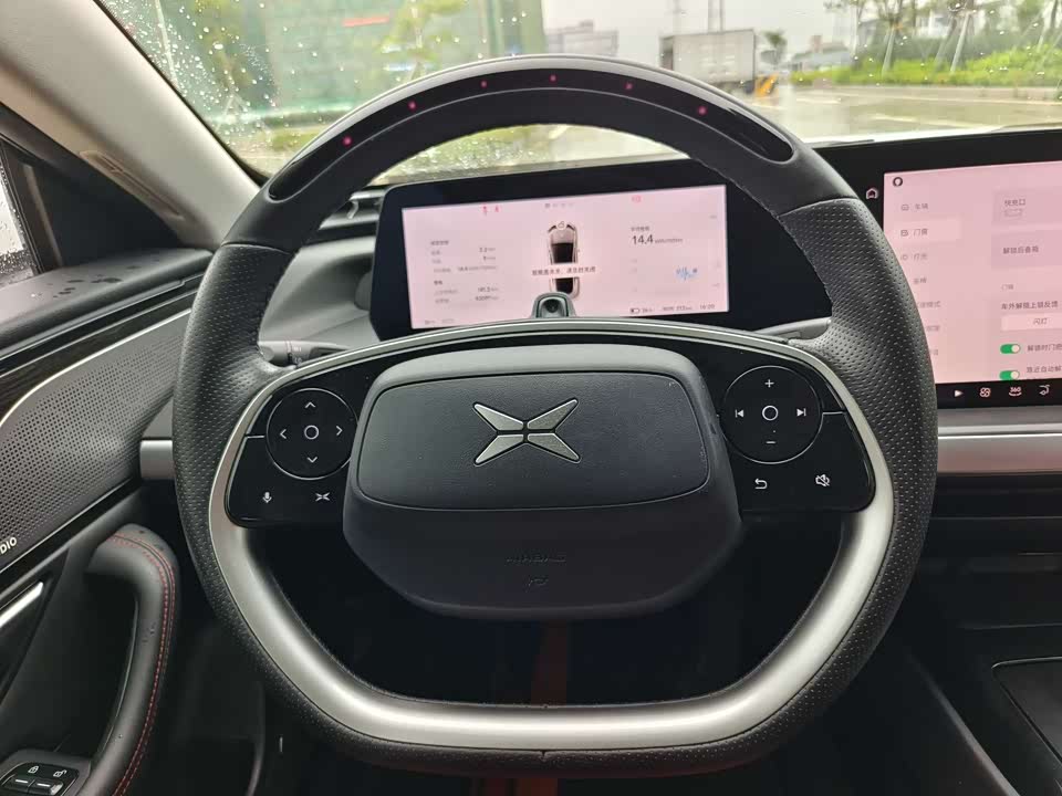 XPENG P7 XPENG P7