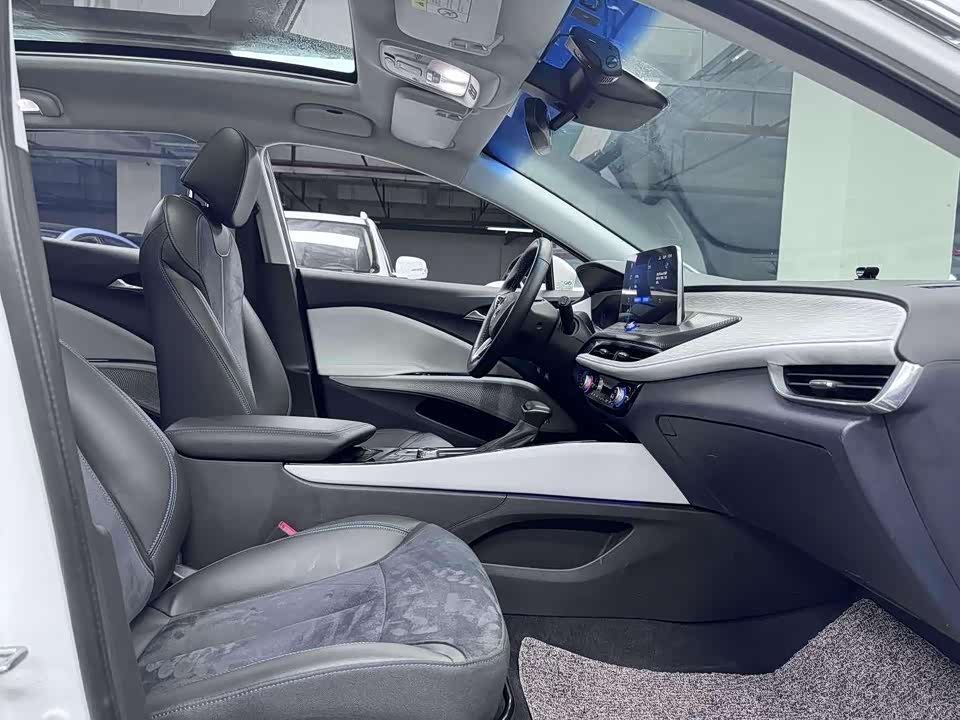 Buick Slightly blue 6