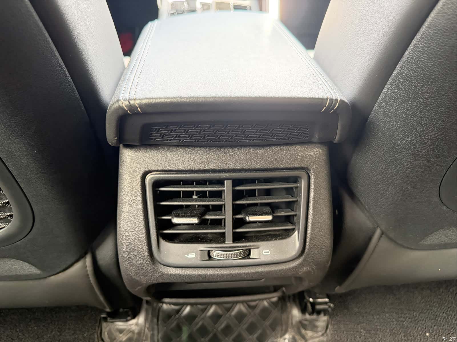 Geely Xingyue, 2019 14