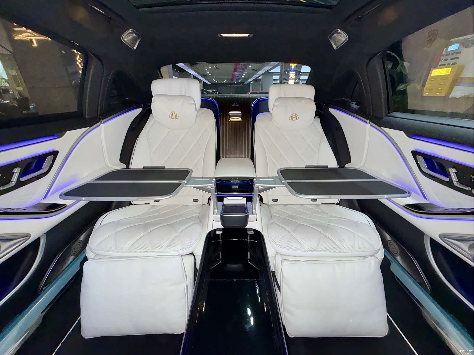 Maybach S-Class, 2023 6