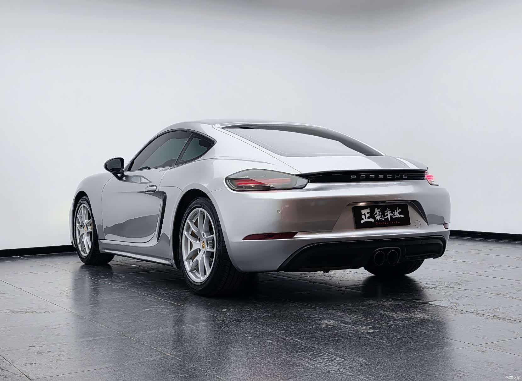 Porsche Cayman, 2017 29
