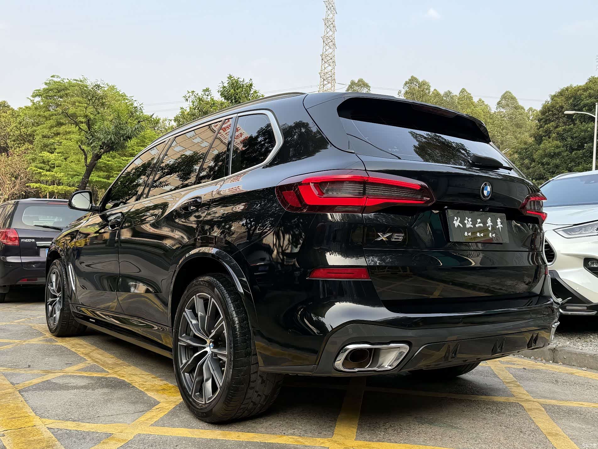 BMW X5, 2022 все фото