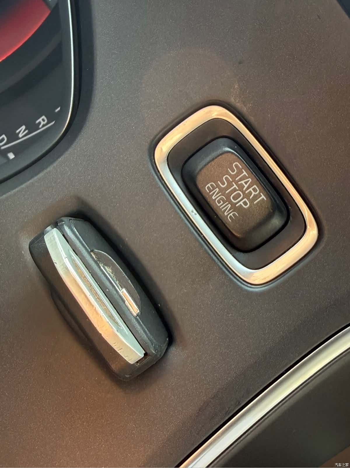 Volvo V40, 2015 17