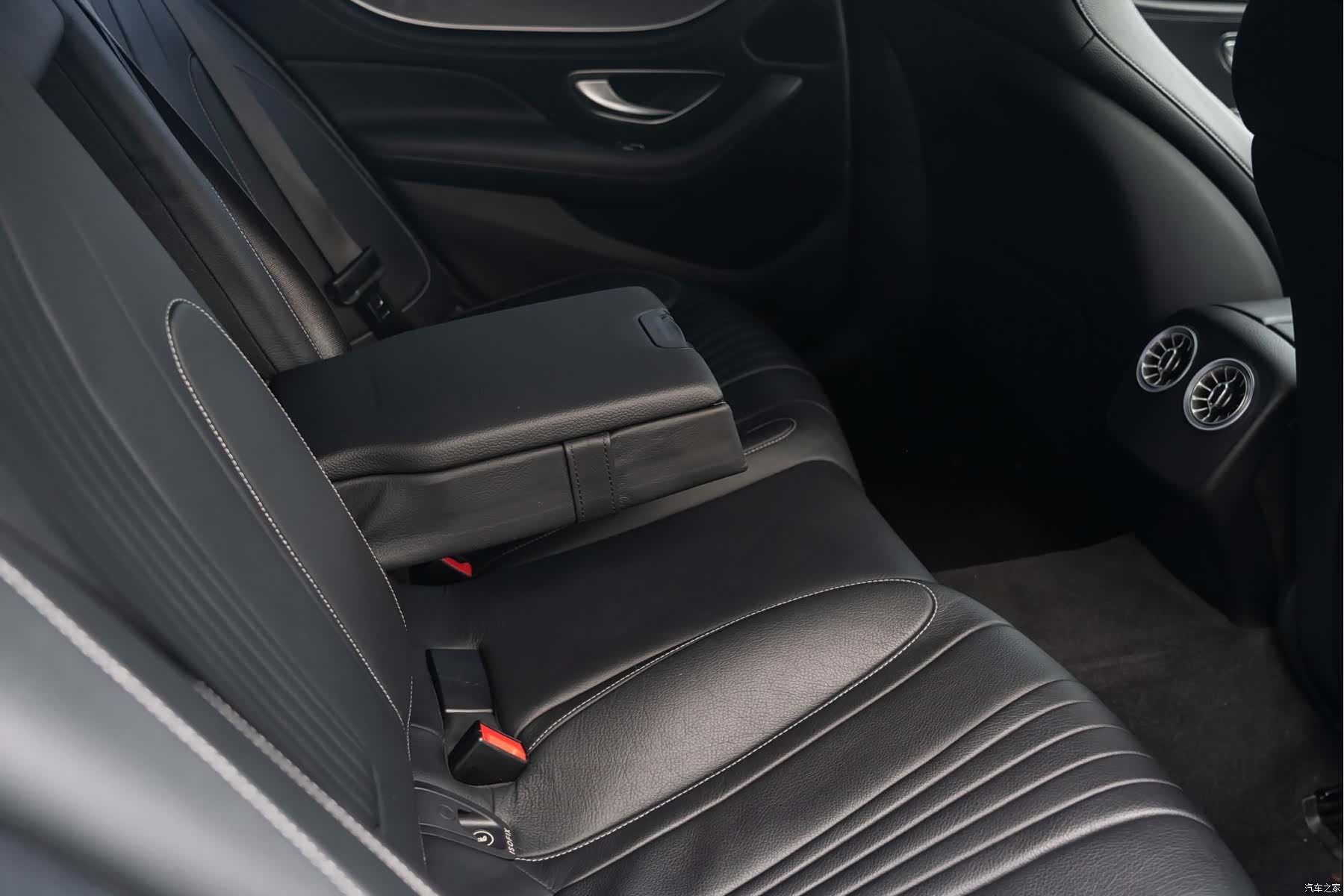 Mercedes-Benz CLS, 2022 12