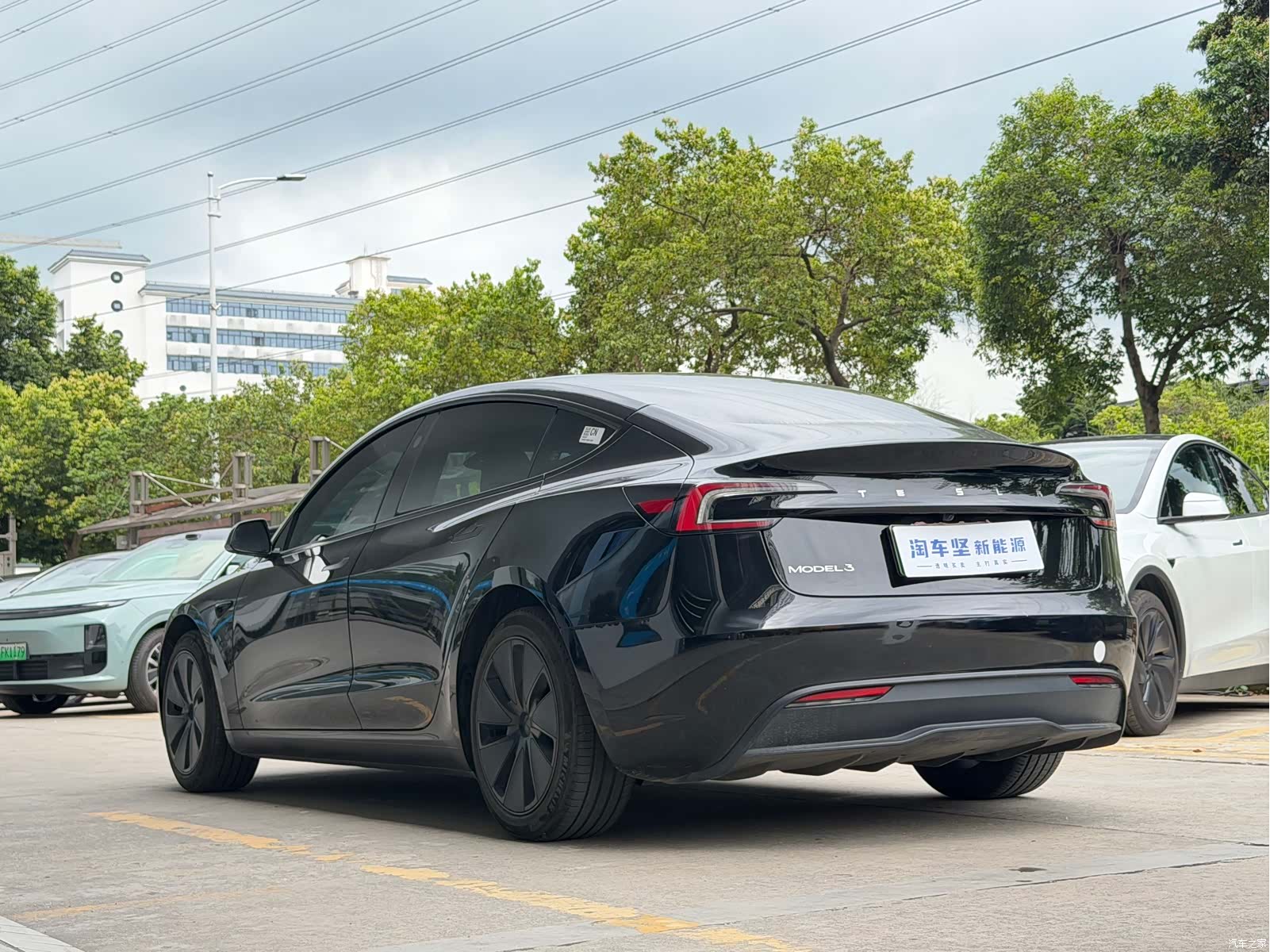 Tesla Model 3, 2024 все фото