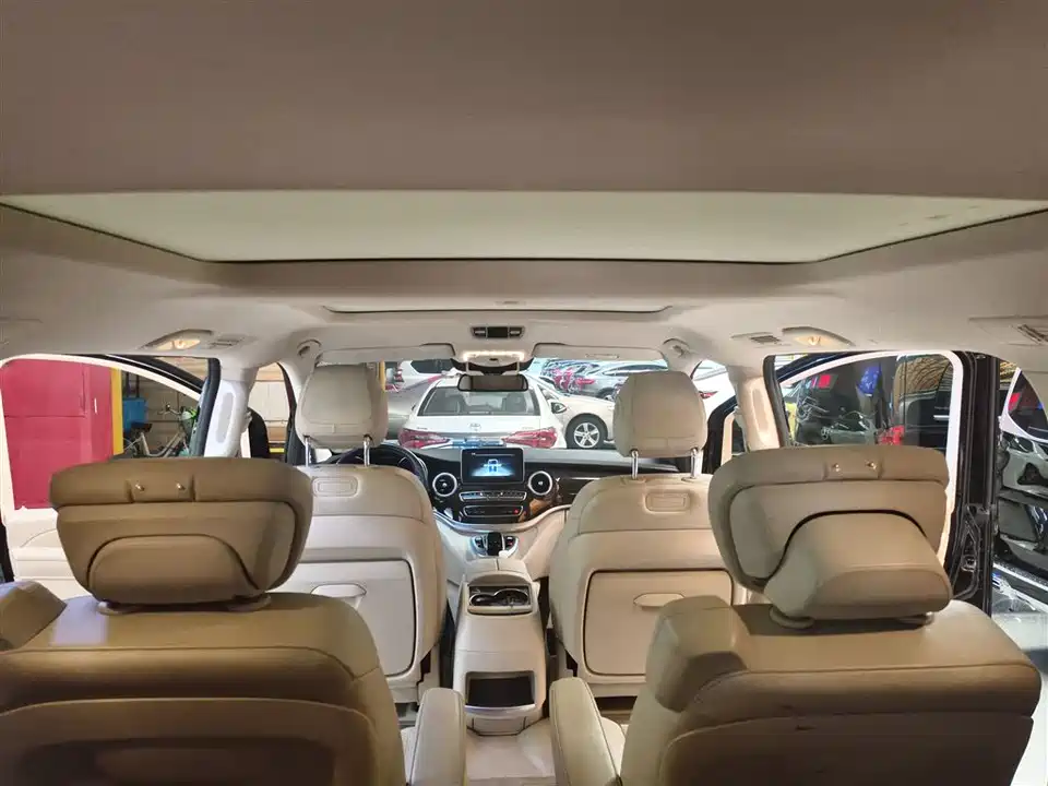 Mercedes-Benz V-class Mercedes-Benz V-class