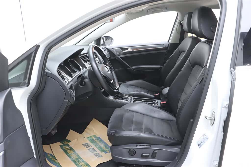 Volkswagen Golf, 2019 13