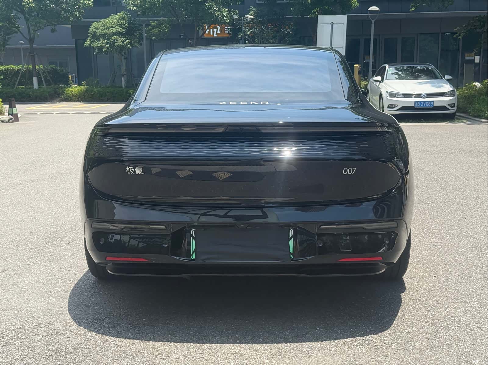 Zeekr 007, 2024 24