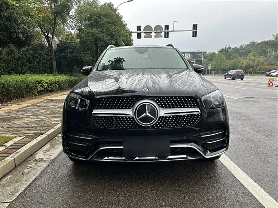 Mercedes-Benz GLE Mercedes-Benz GLE