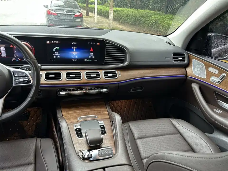 Mercedes-Benz GLE Mercedes-Benz GLE